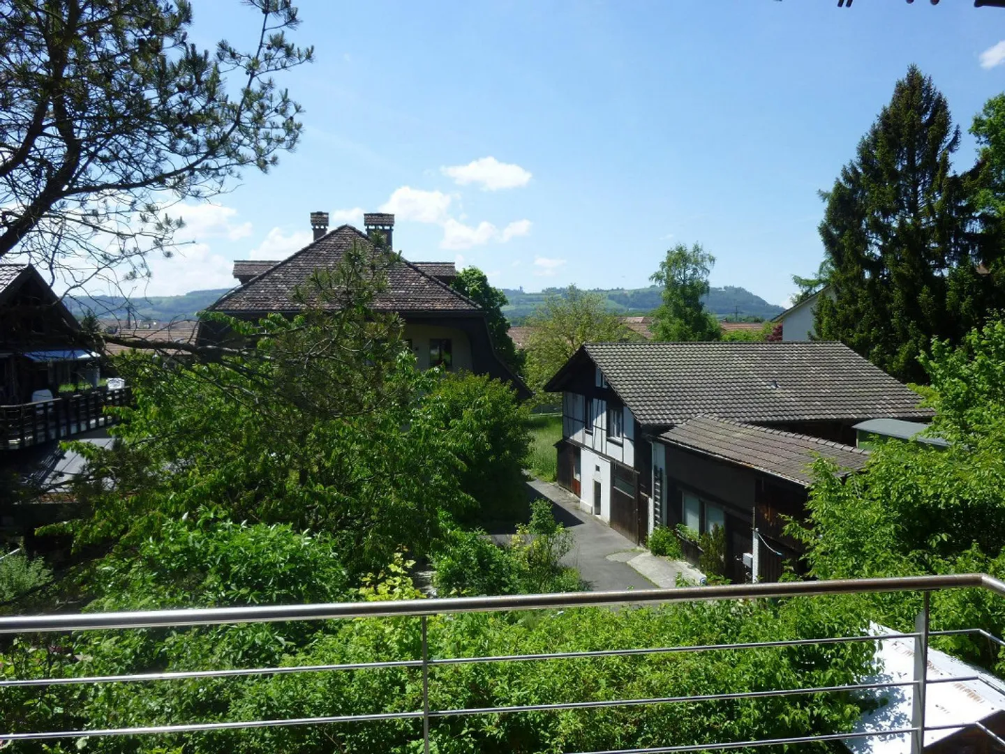 Appartement en attique attrayant de 4,5 pièces avec vue - Photo 9 sur 9