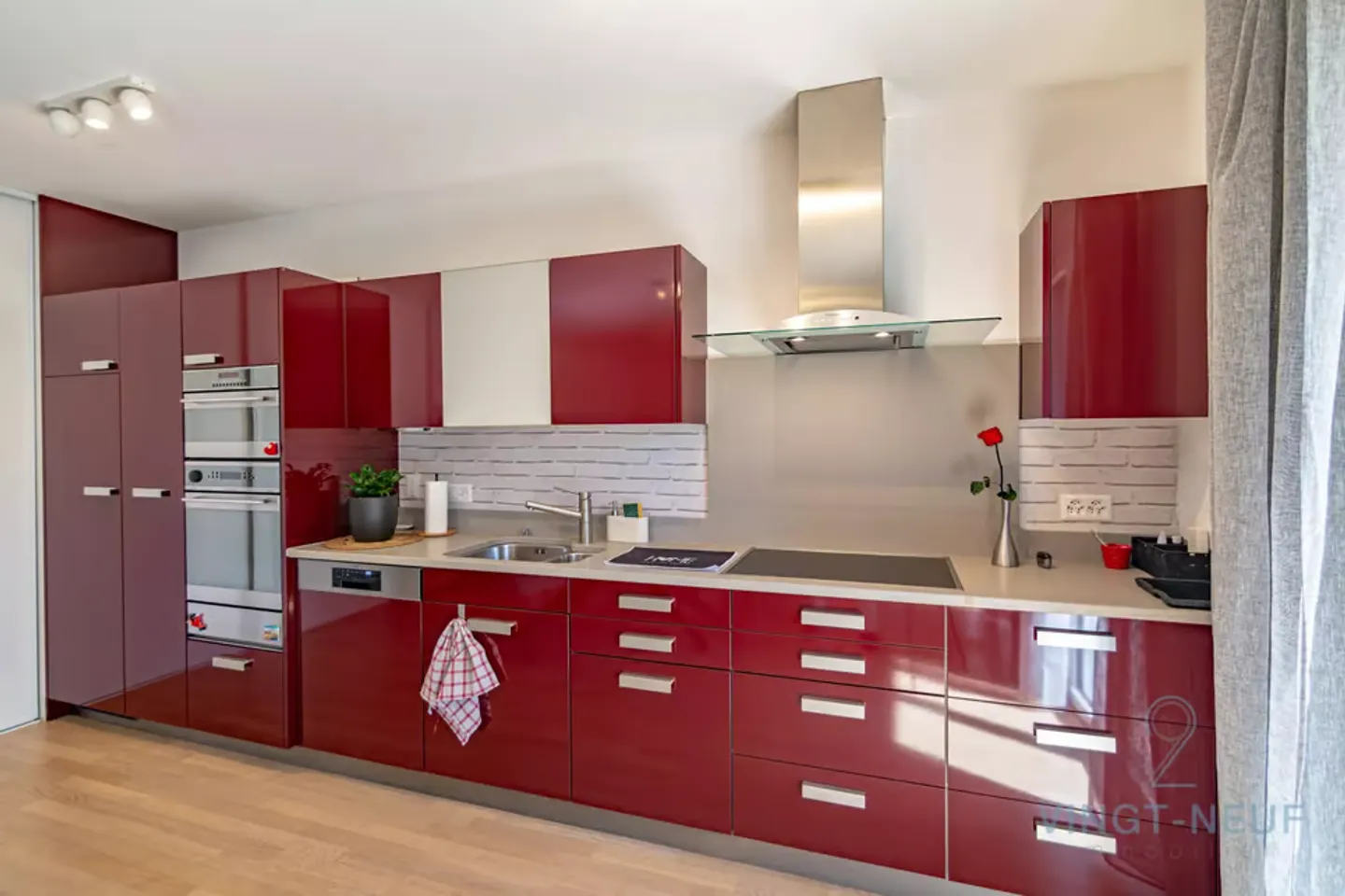 Appartement spacieux avec grand balcon - Photo 3 sur 10