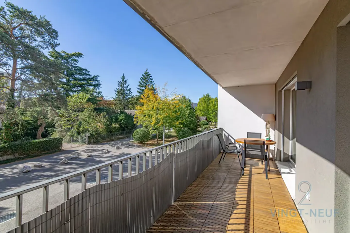 Appartement spacieux avec grand balcon - Photo 5 sur 10