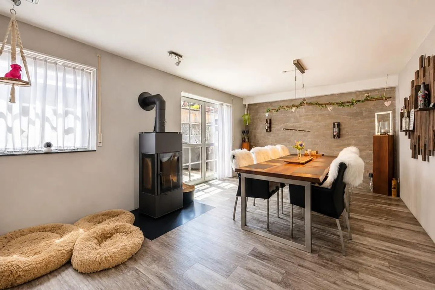 Propriété avec jardin et espace piscine - Photo 6 sur 19