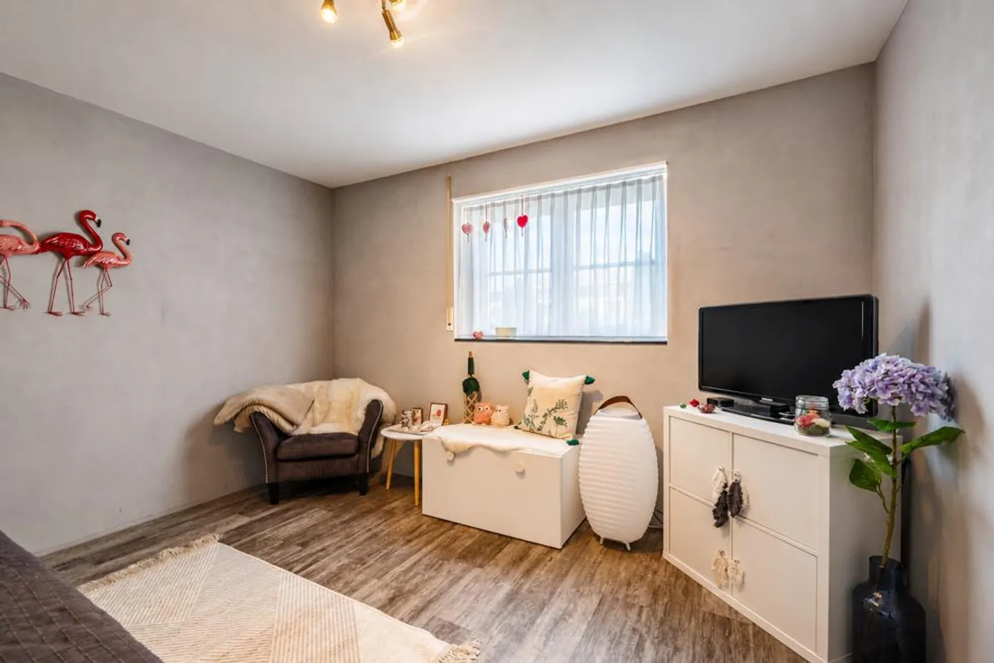 Propriété avec jardin et espace piscine - Photo 8 sur 19