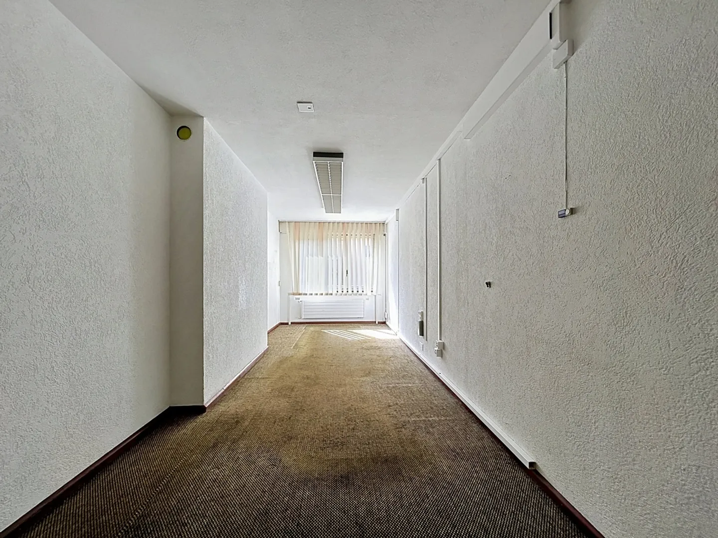 Opportunità di ristrutturazione a Saint-Blaise - Foto 2 di 7