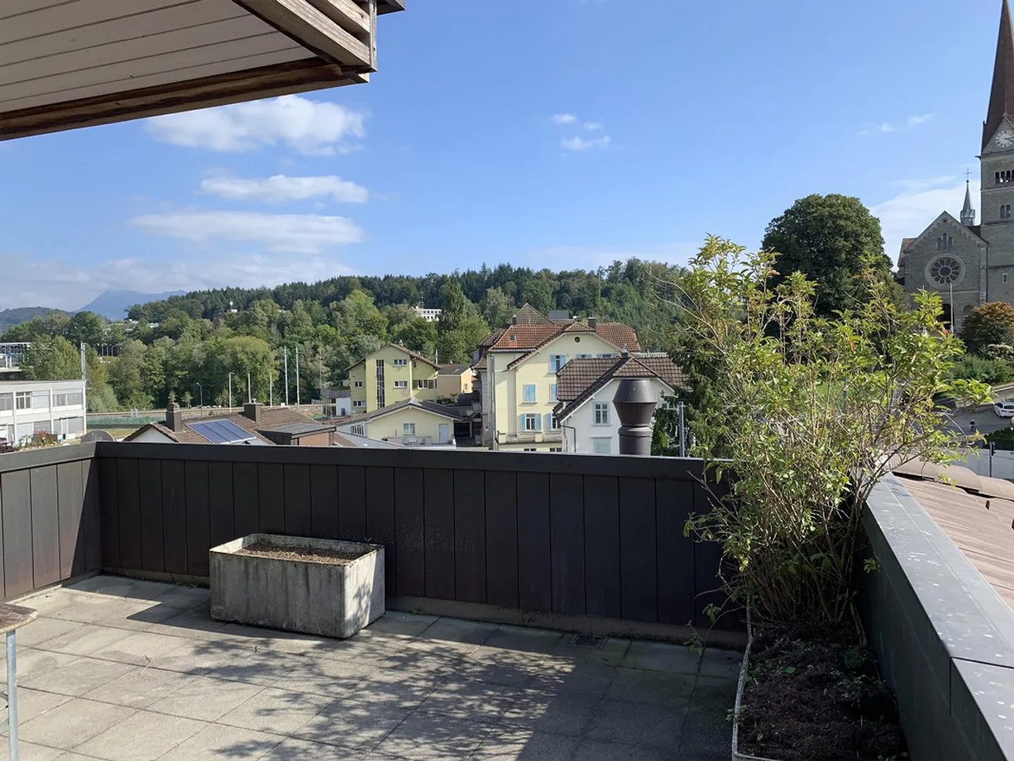 Cozy 4.5 Room Old Building Apartment for Rent in Lucerne - Photo 6 of 7