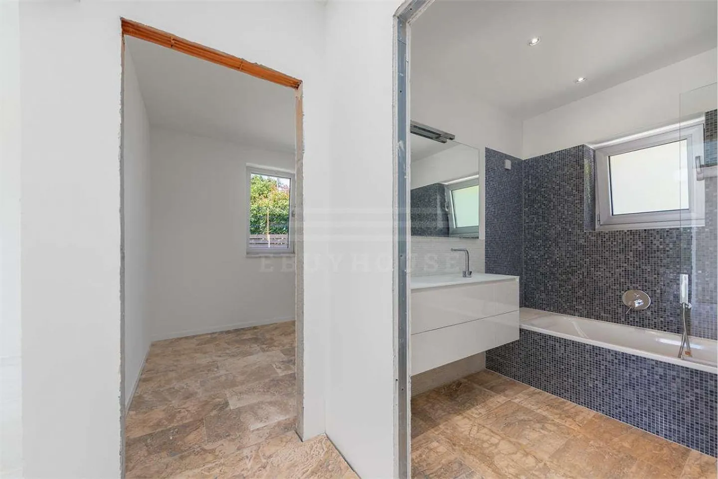 Lugano Carabbia - modern single-family house with pool for rent - Photo 10 of 13