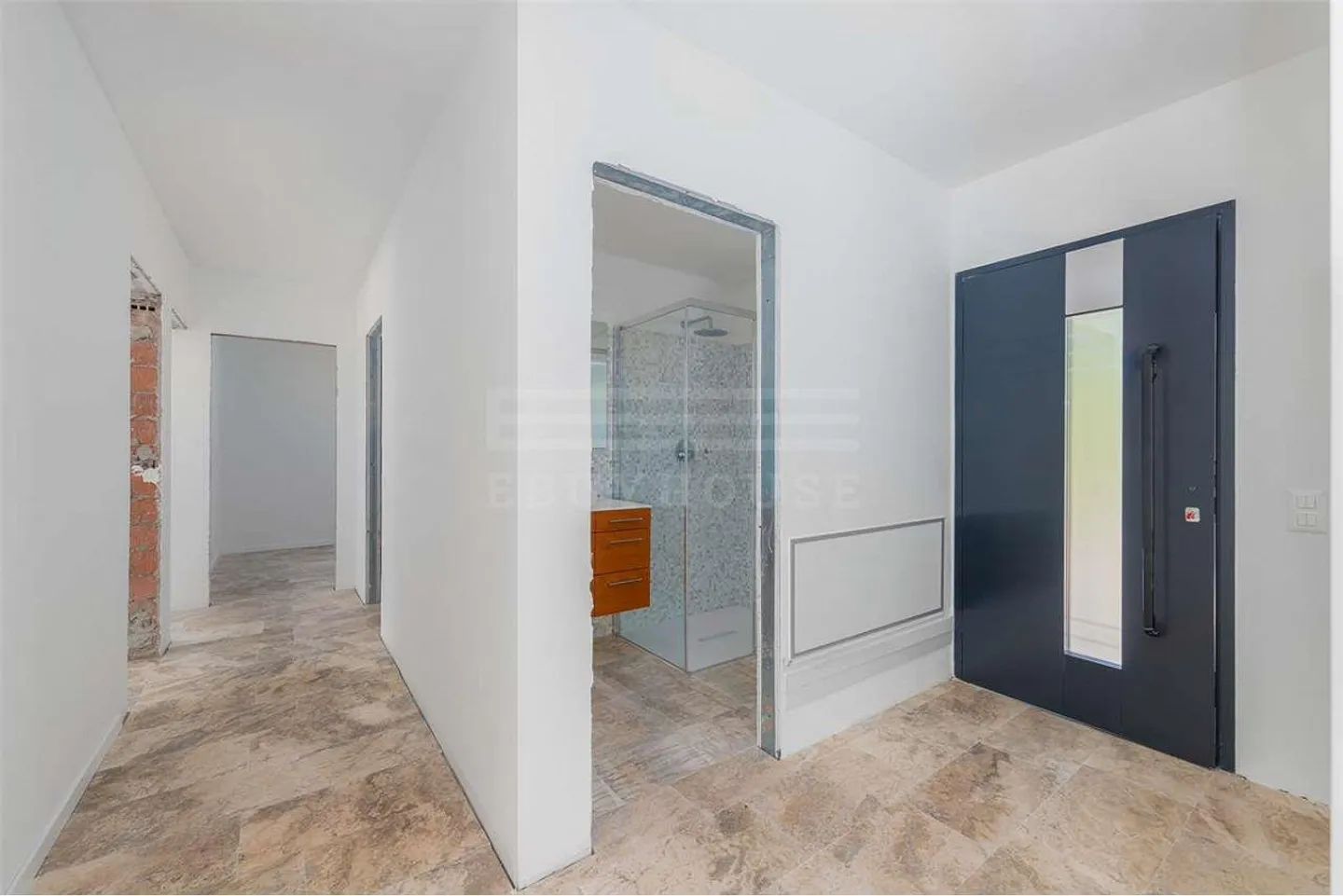 Lugano Carabbia - modern single-family house with pool for rent - Photo 8 of 13