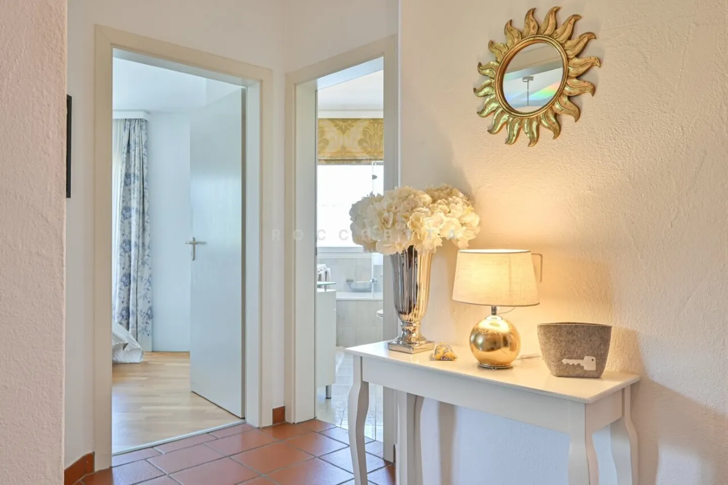 Apartment with Mediterranean charm on the renowned Monte Verità - Photo 8 of 13