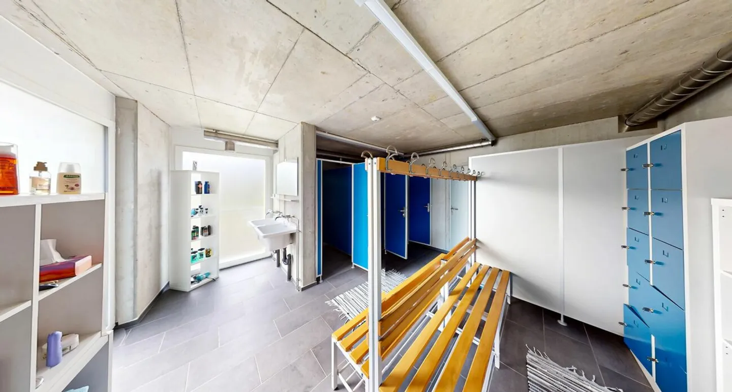 Edificio commerciale a Holziken - Foto 9 di 24