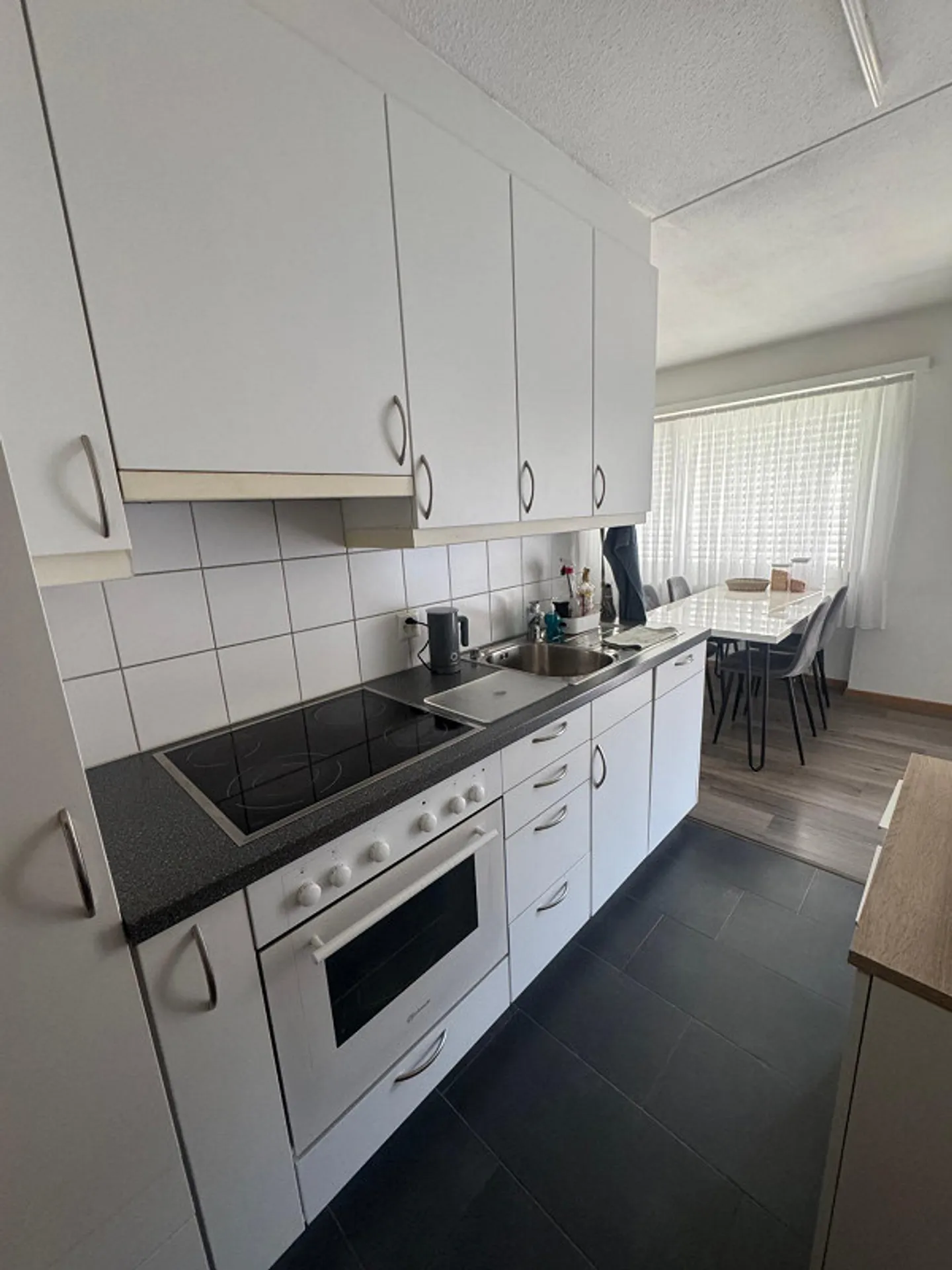 Appartamento 4.5 locali in posizione soleggiata - Foto 2 di 8