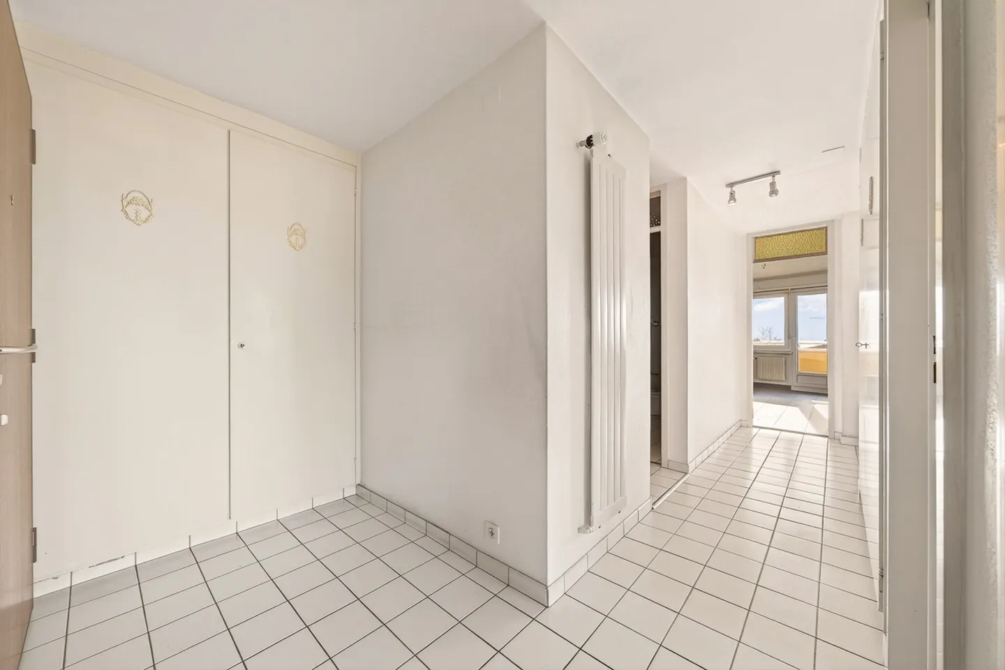 Peaceful and sought-after neighborhood, 4.5 rooms to refresh - Photo 11 of 15