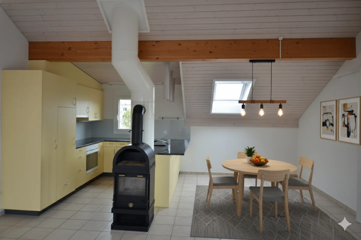 Spacious apartment with a dream terrace - Photo 3 of 14