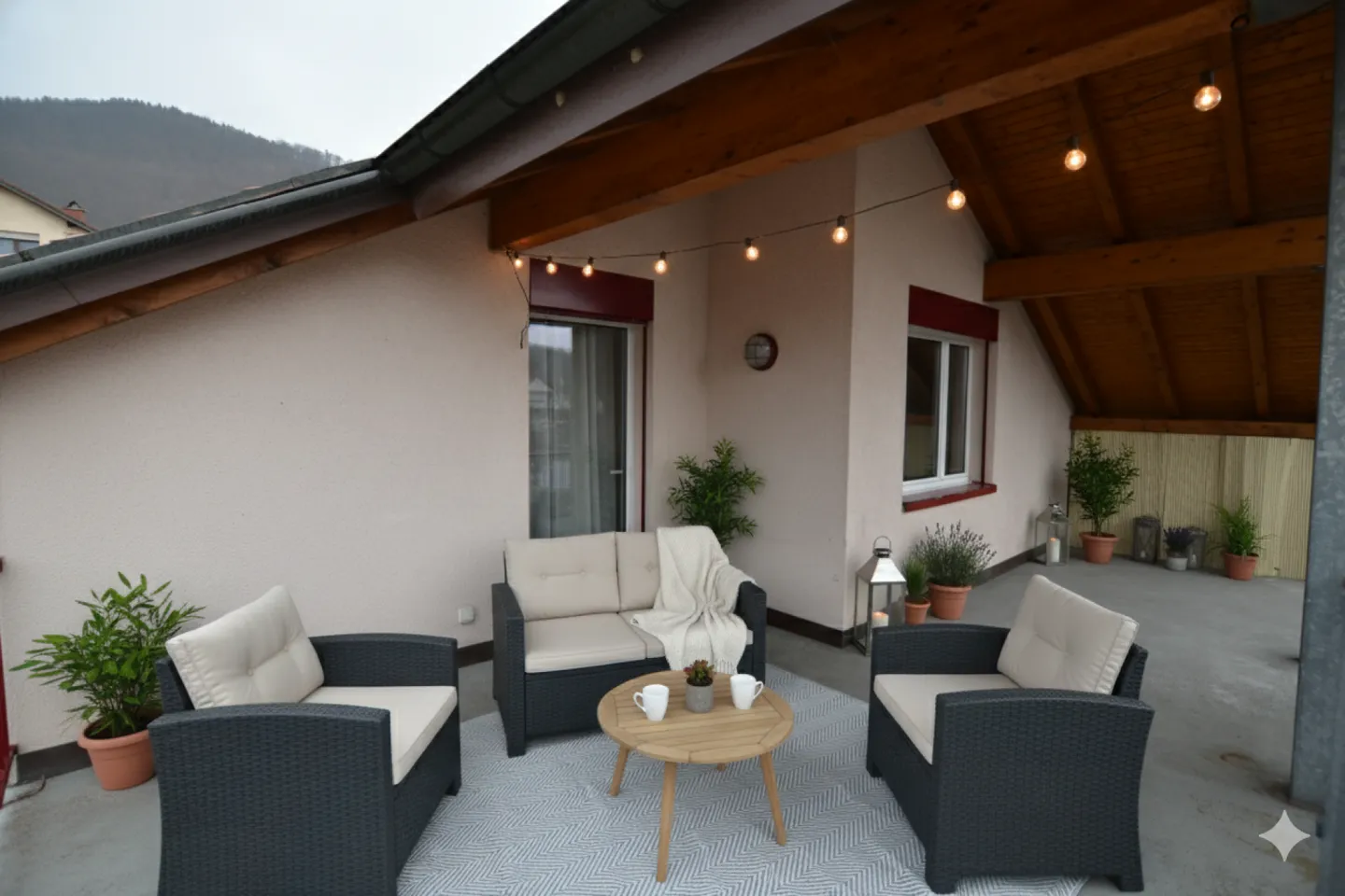 Spacious apartment with a dream terrace - Photo 4 of 14