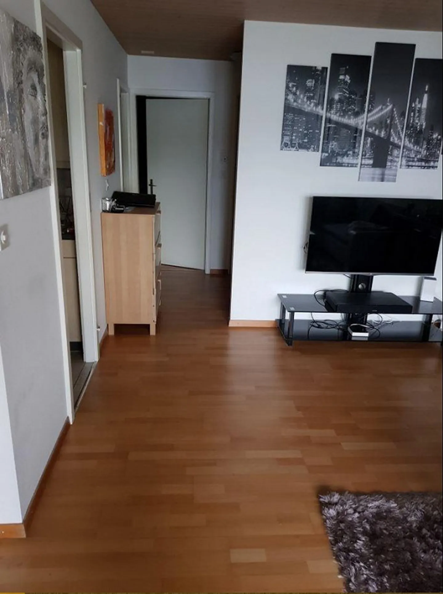 Modernes Apartment mit Gartenblick - Foto 2 von 6