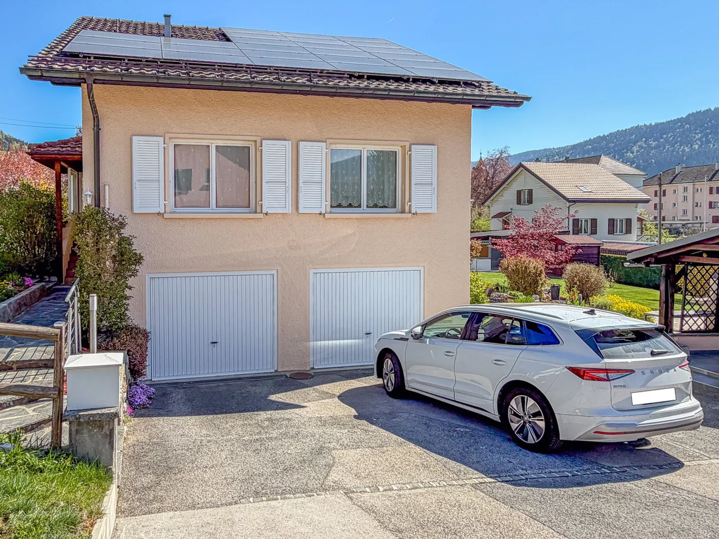 Belle villa avec grand jardin et garages à Couvet - Photo 16 sur 23