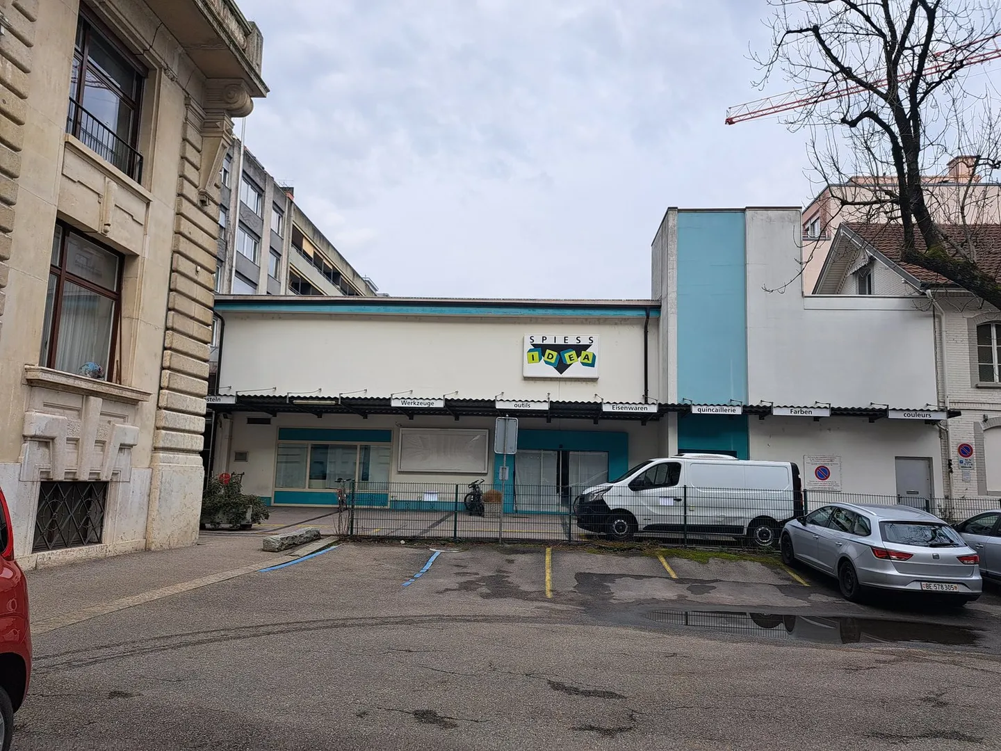 Posti auto pratici in una posizione centrale a Bienne - Foto 2 di 2