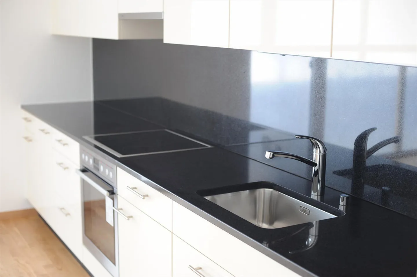 Oasi di benessere tranquilla in una zona residenziale attraente - Foto 5 di 6