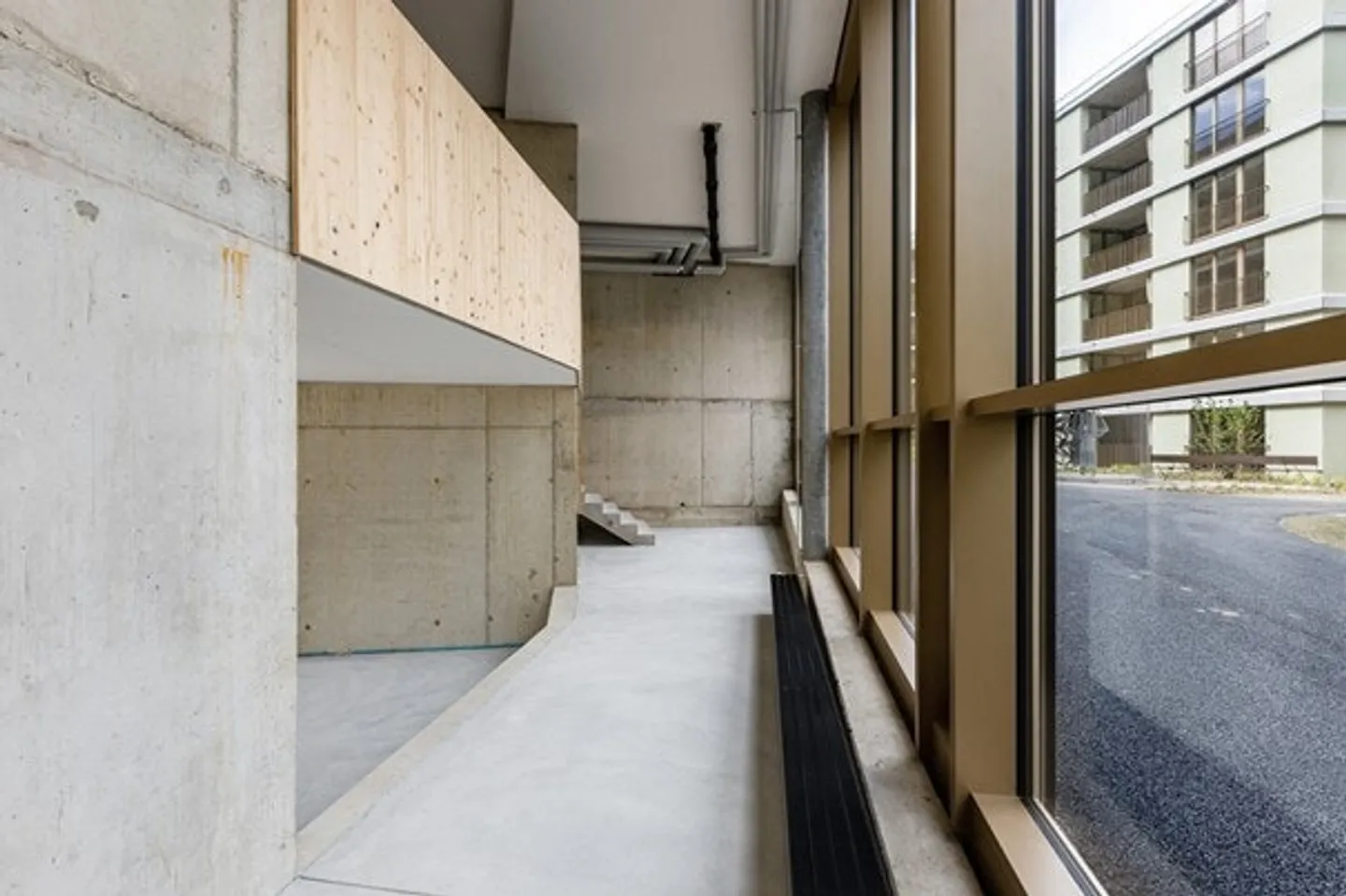 Espaces commerciaux modernes et de haute qualité dans la zone Zwicky - 150 à 340 m² à louer - Photo 10 sur 12