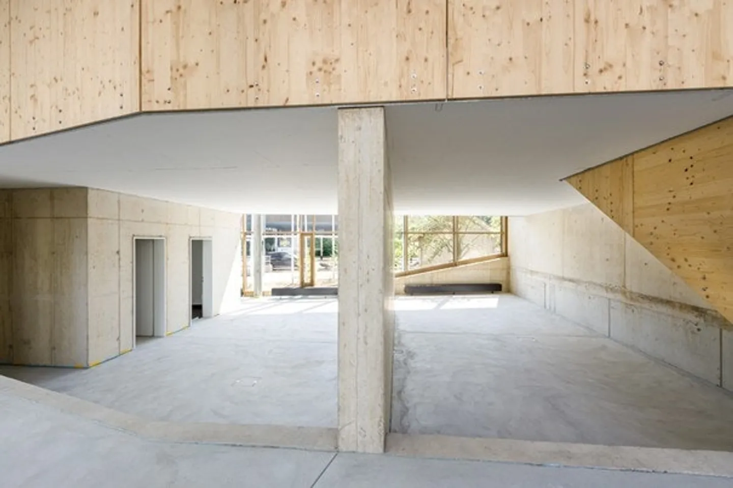 Espaces commerciaux modernes et de haute qualité dans la zone Zwicky - 150 à 340 m² à louer - Photo 12 sur 12