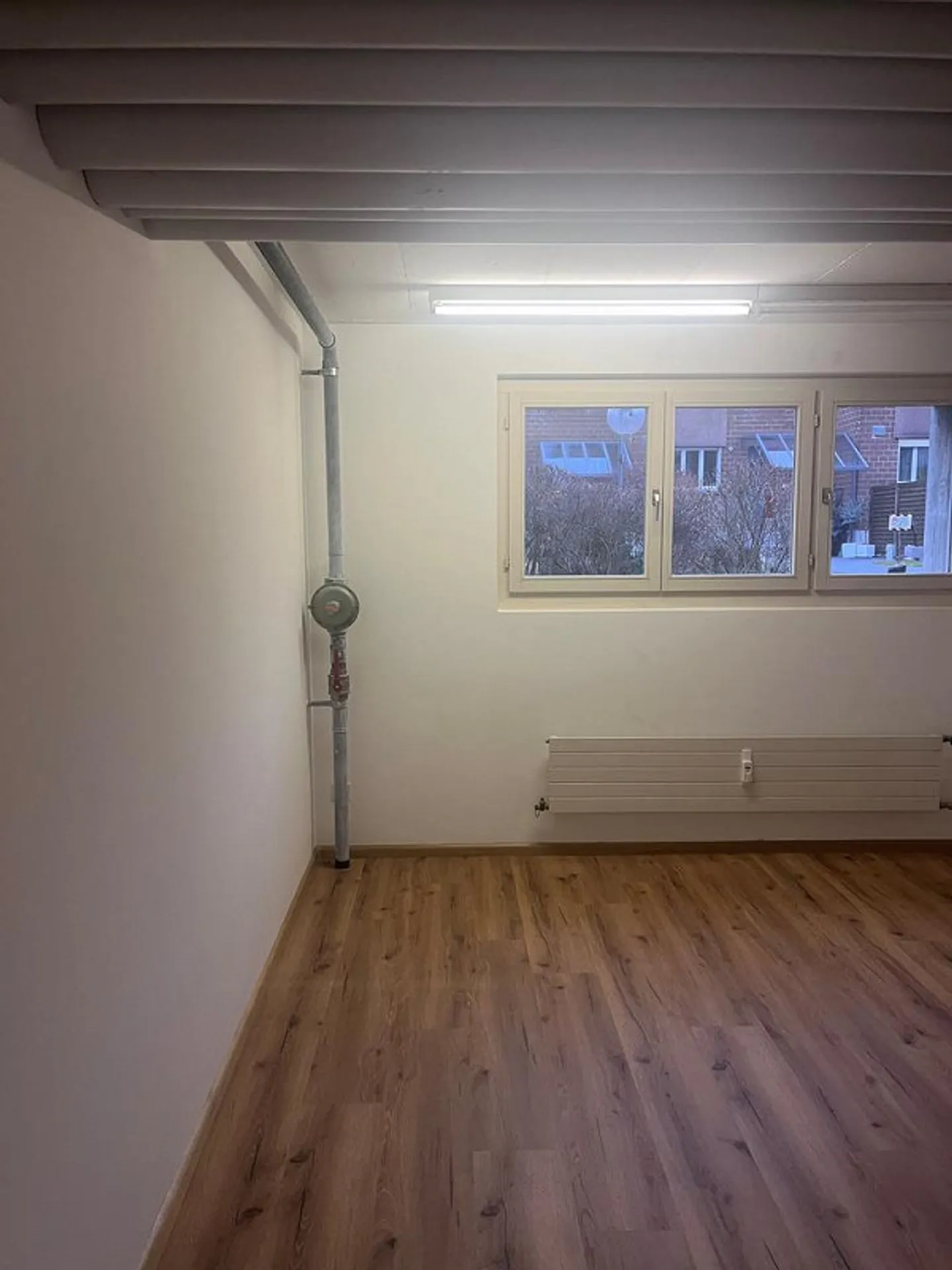 Spacious Hobby Room - Photo 1 of 3