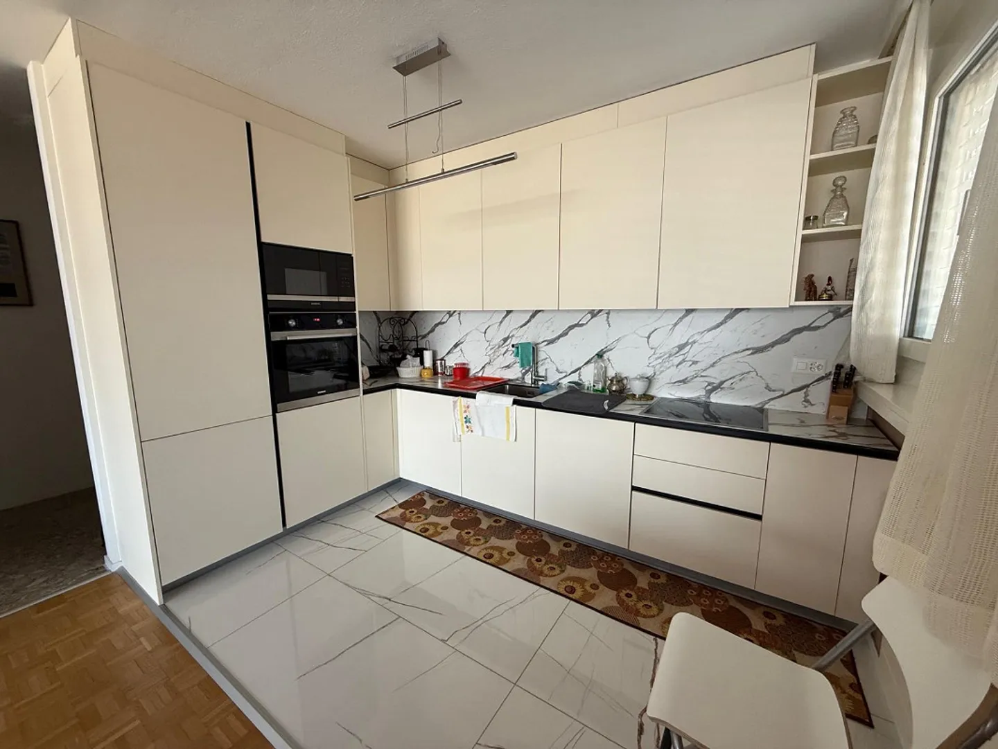 Superbe appartement de 4,5 pièces avec vue panoramique à Paradiso - Photo 4 sur 5