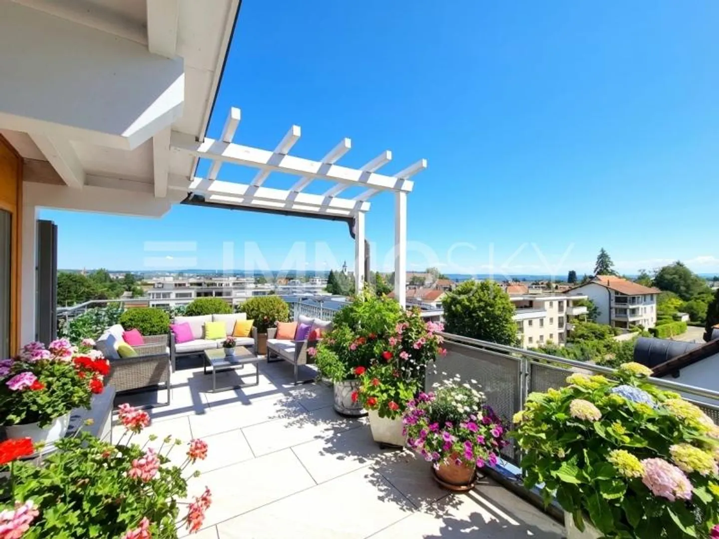 Appartement Attique Exclusif avec Vue sur le Lac - Photo 2 sur 8