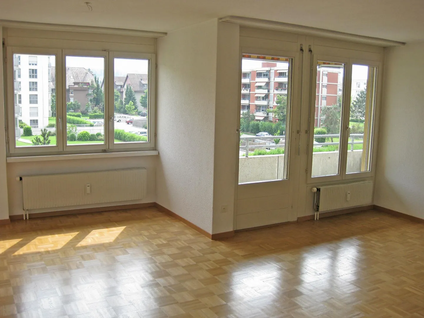 The apartment you have been looking for?! Rent without a deposit! - Photo 2 of 5