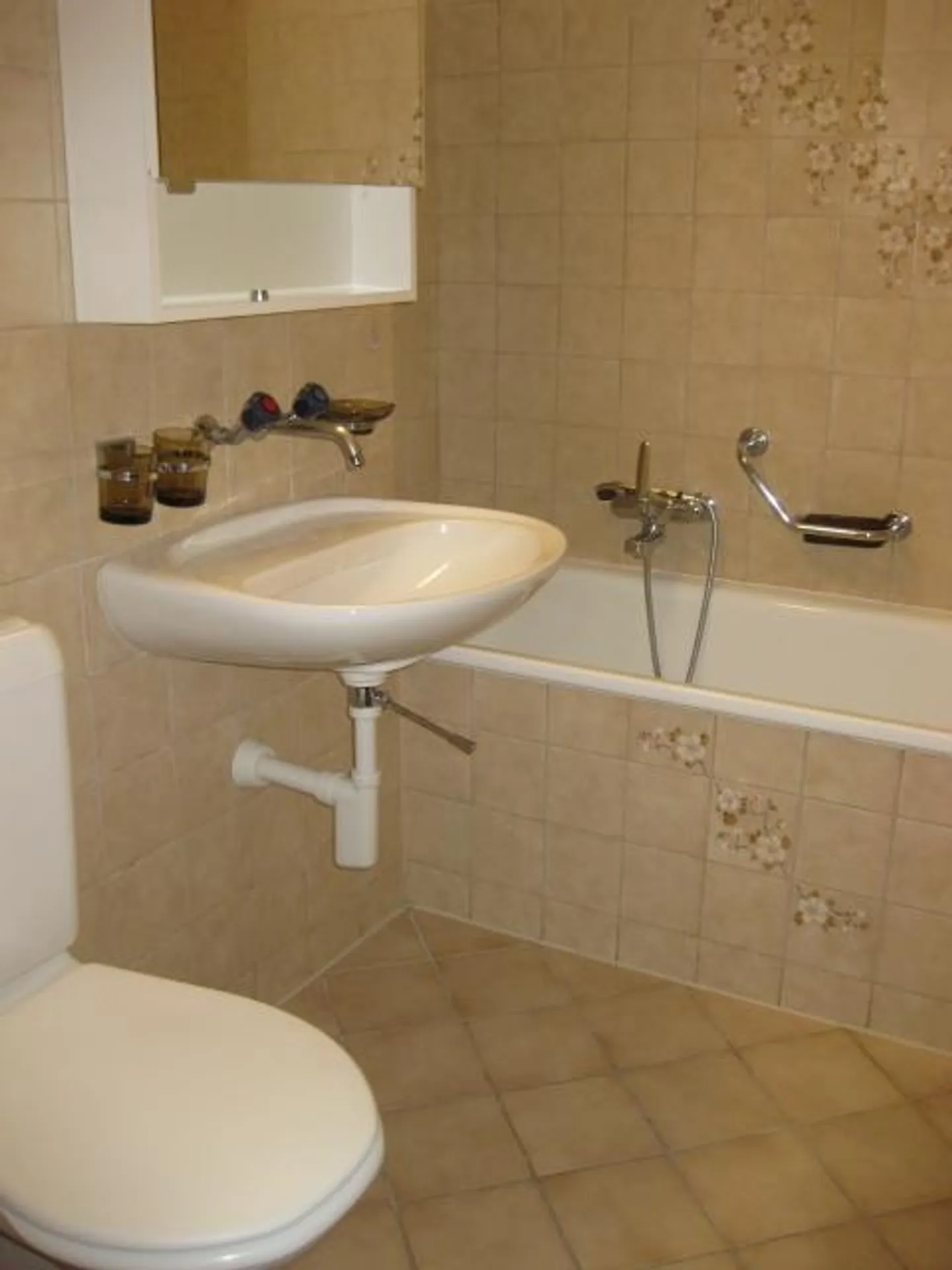 The apartment you have been looking for?! Rent without a deposit! - Photo 4 of 5