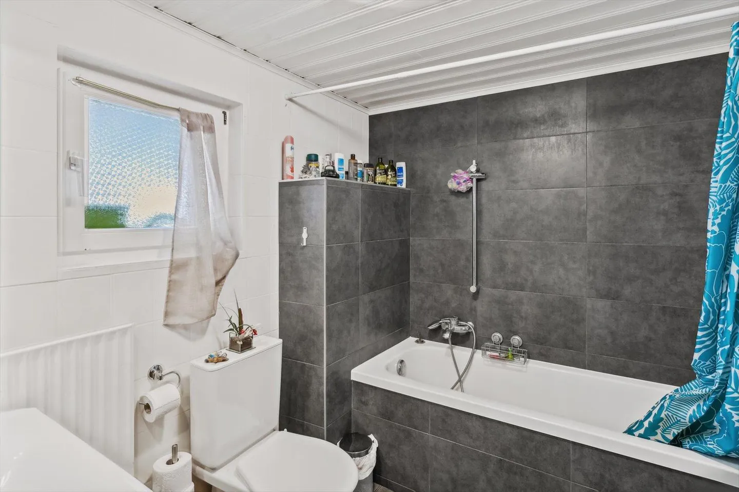 Edificio con 2 appartamenti - Foto 4 di 6