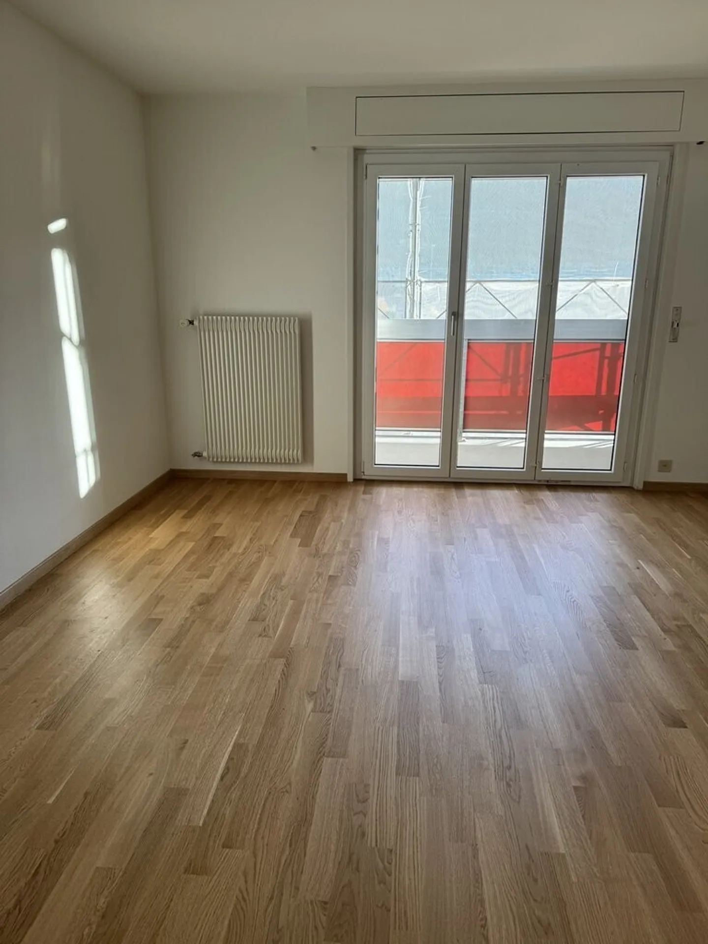 Bellissimo appartamento ristrutturato ad Aigle - Foto 6 di 10