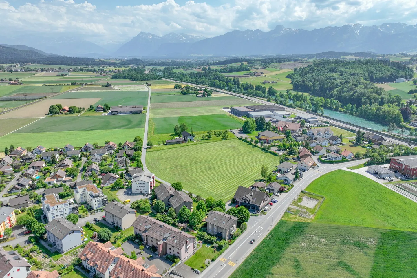 Vivre sous le toit - avec chaleur, style et vue - Photo 12 sur 13