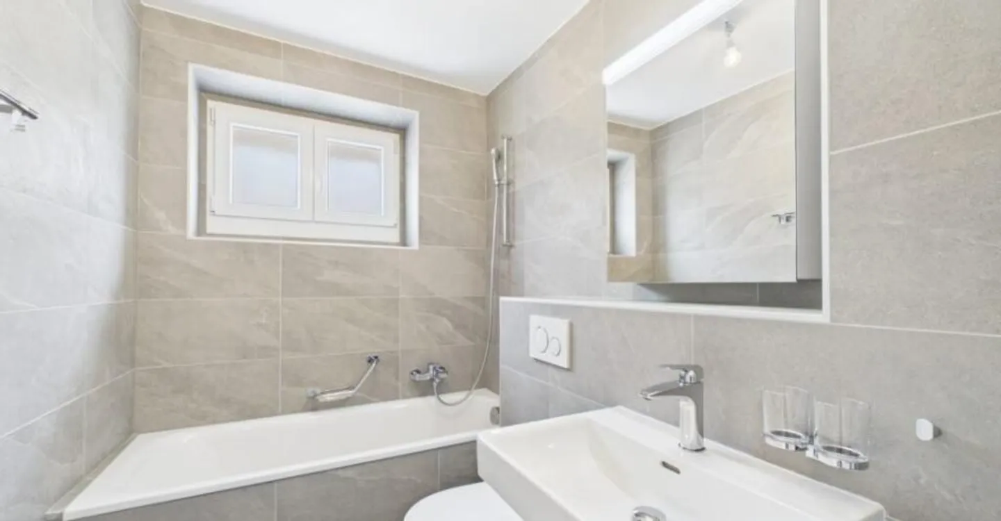 Bel Appartement Rénové - Photo 7 sur 10