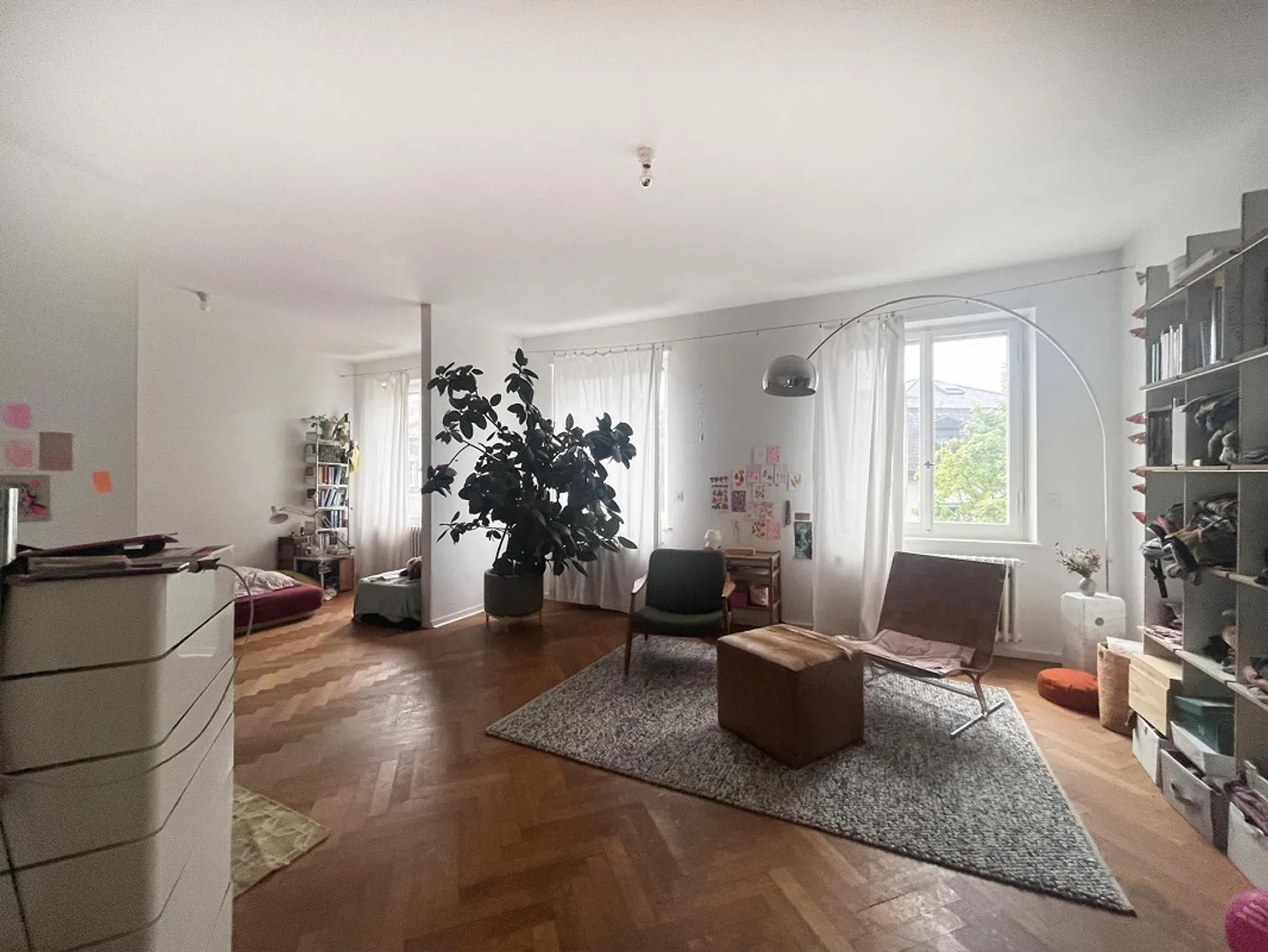 Attractive 8-room townhouse with romantic garden and roof terrace - Photo 9 of 14