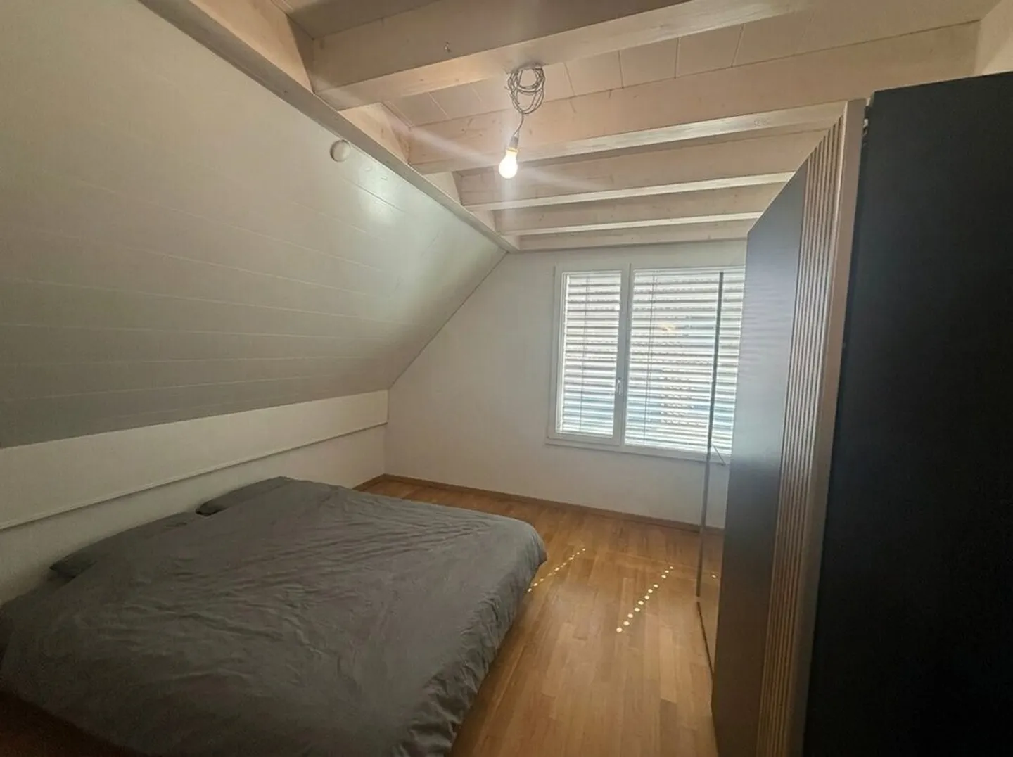 Spazioso duplex di 2,5 locali all'ultimo piano - Foto 4 di 8