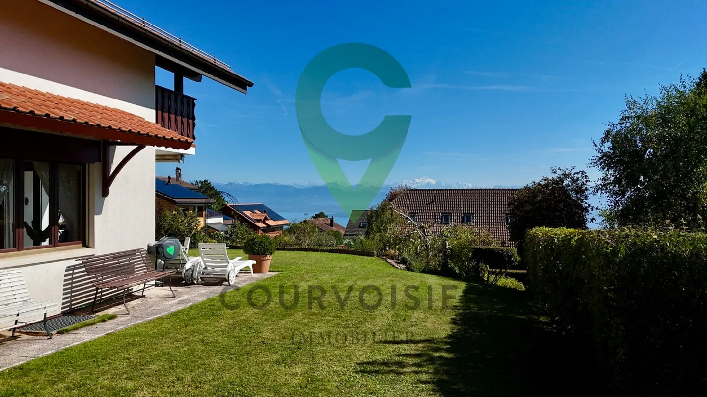 Exceptional villa with lake view 10 mins from Begnins - Photo 3 of 12