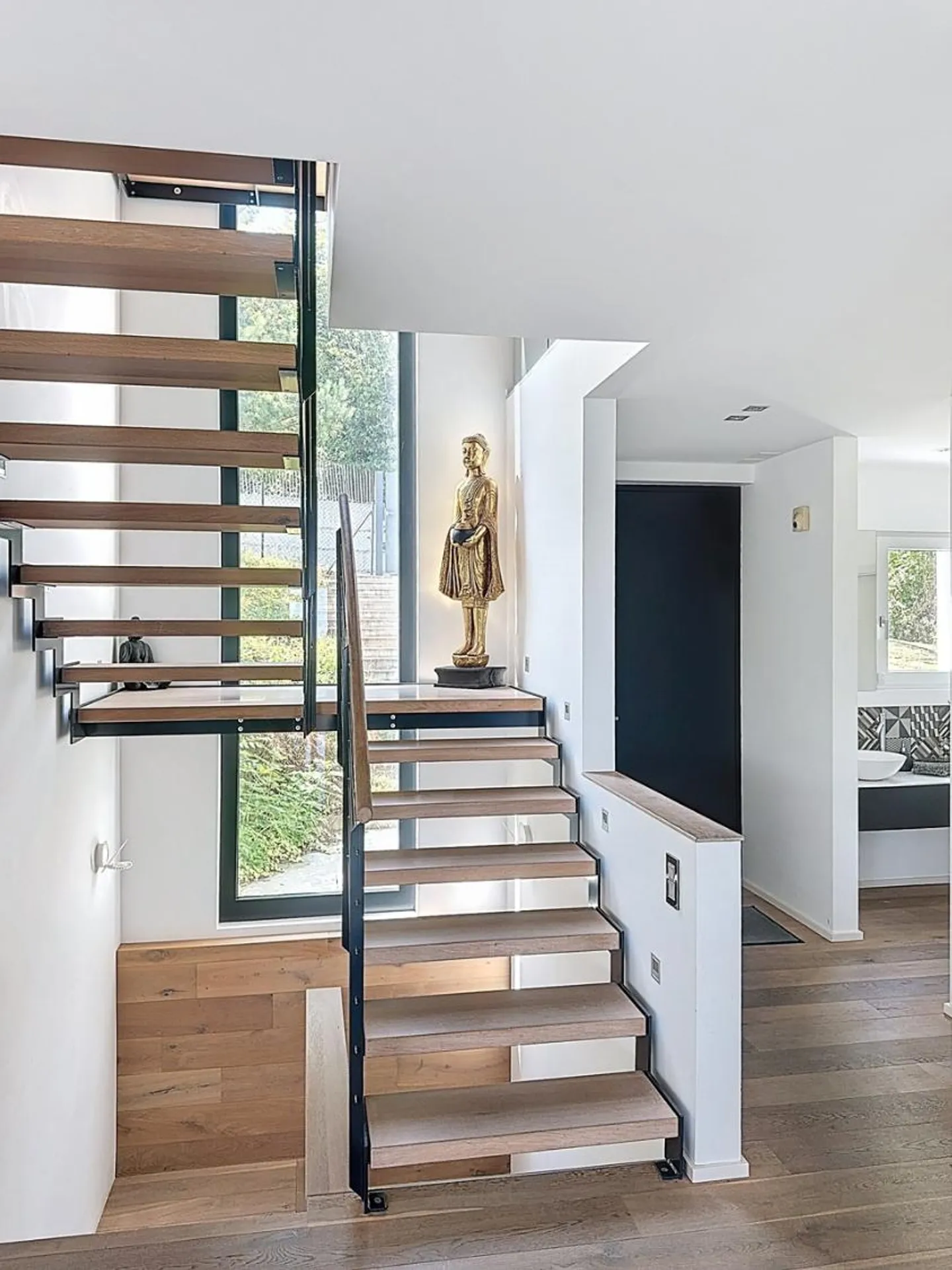 7,5-Zimmer-Haus - Foto 3 von 13