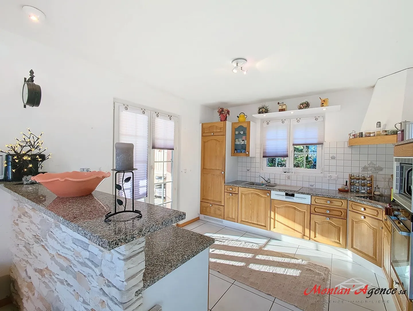 Apartment for sale - Photo 2 of 11