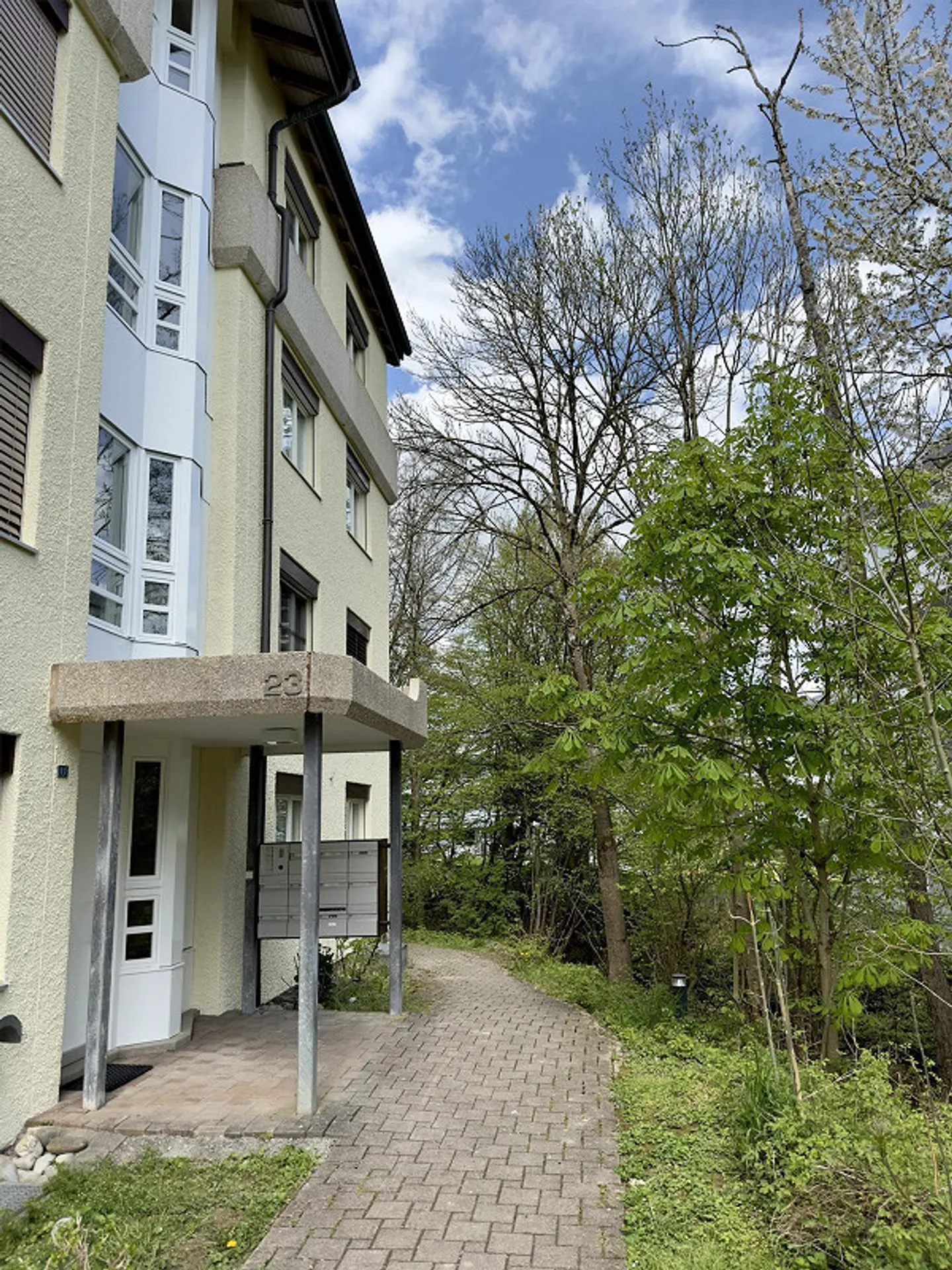 Appartamento 2 1/2 camere con balcone soleggiato - Foto 4 di 9
