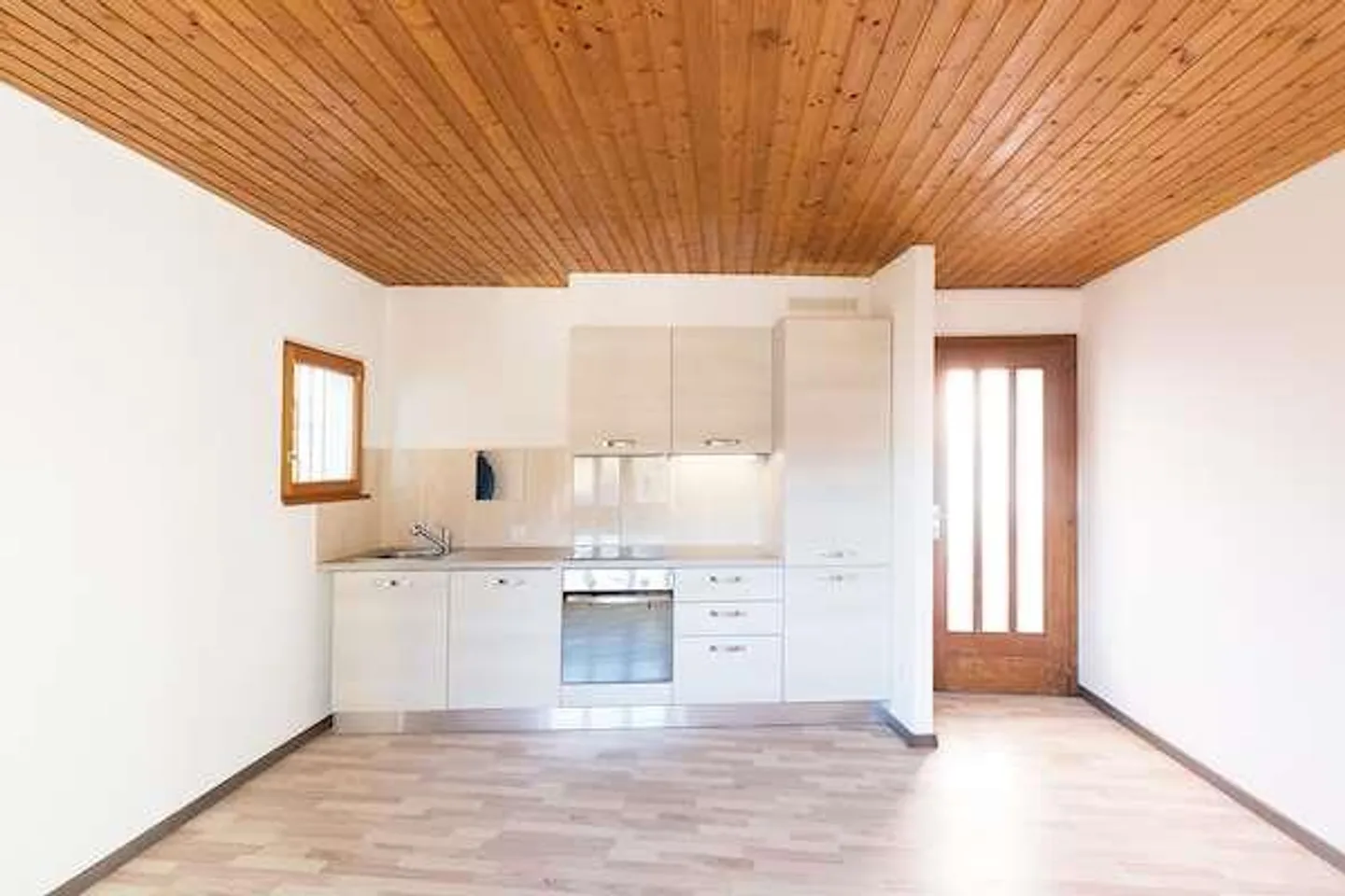 MAISON BIFAMILIALE ENTIÈRE À SIGIRINO - Photo 5 sur 13