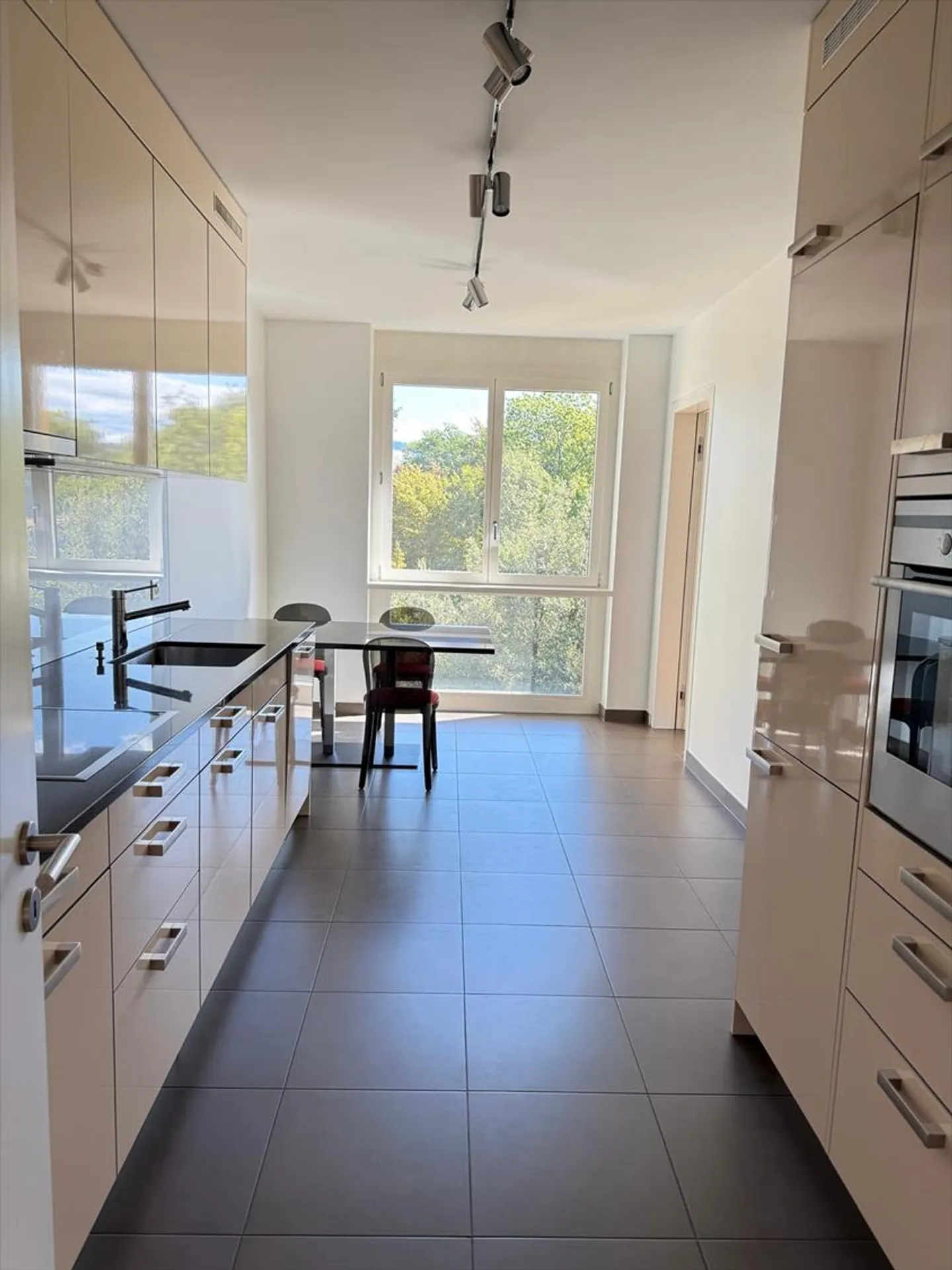 5-Zimmer-Wohnung - Foto 7 von 9