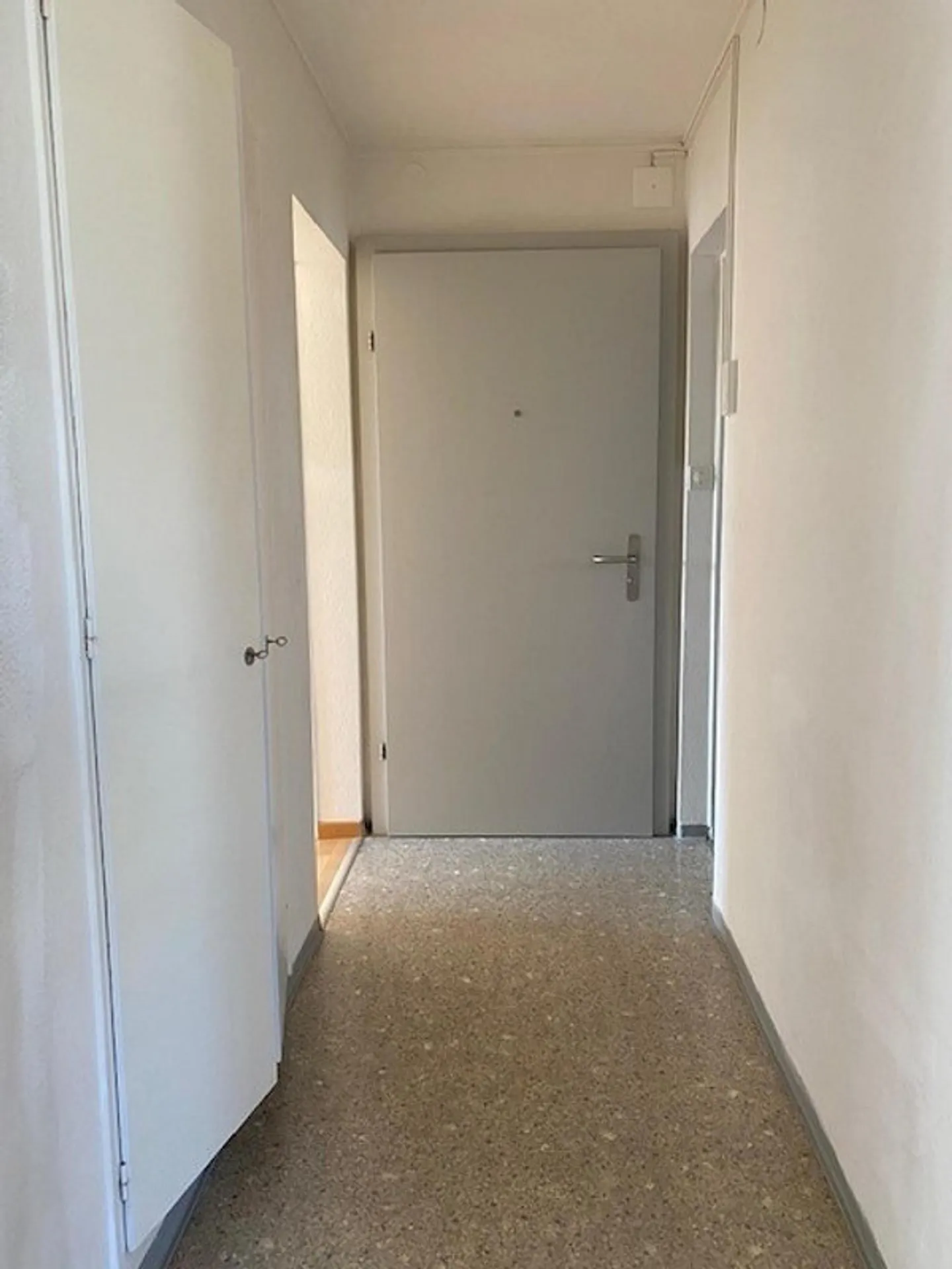Appartamento di 3 stanze situato in posizione centrale - Foto 4 di 8