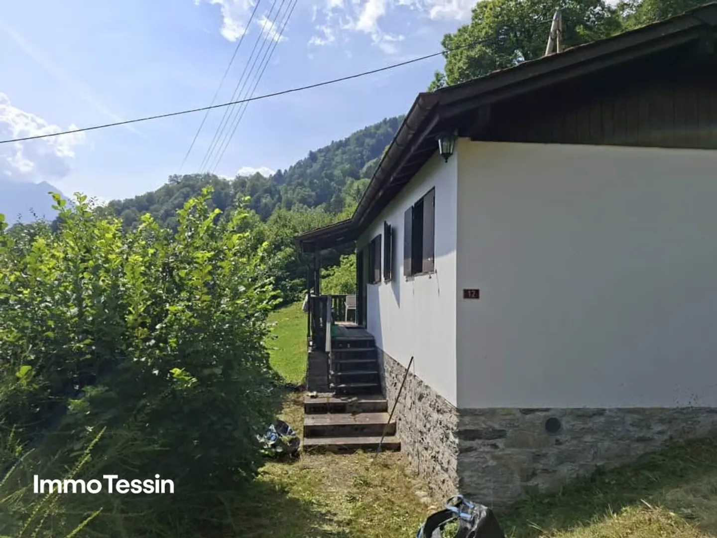 Cozy Ticino Rustico in a Quiet Location with Fantastic Mountain and Valley Views in Bleniotal - Photo 4 of 13