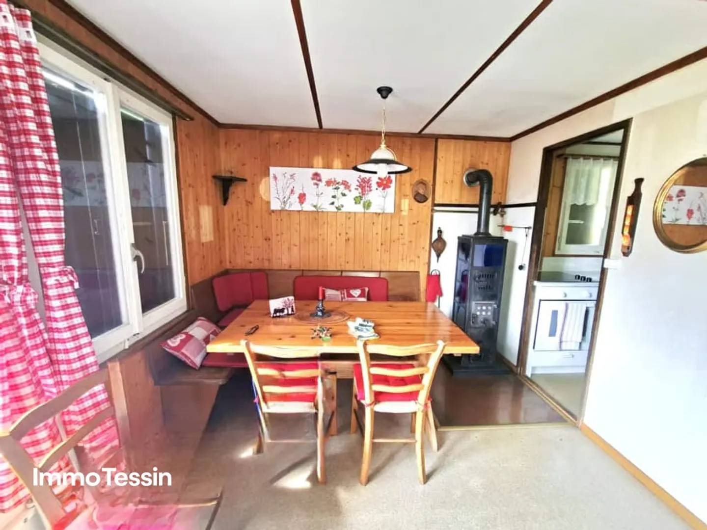 Cozy Ticino Rustico in a Quiet Location with Fantastic Mountain and Valley Views in Bleniotal - Photo 6 of 13