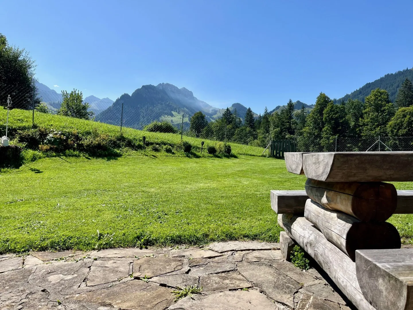 Maison intergénérationnelle avec réserve foncière à Schwarzsee FR - entièrement louée dans un emplacement de choix ! - Photo 14 sur 15