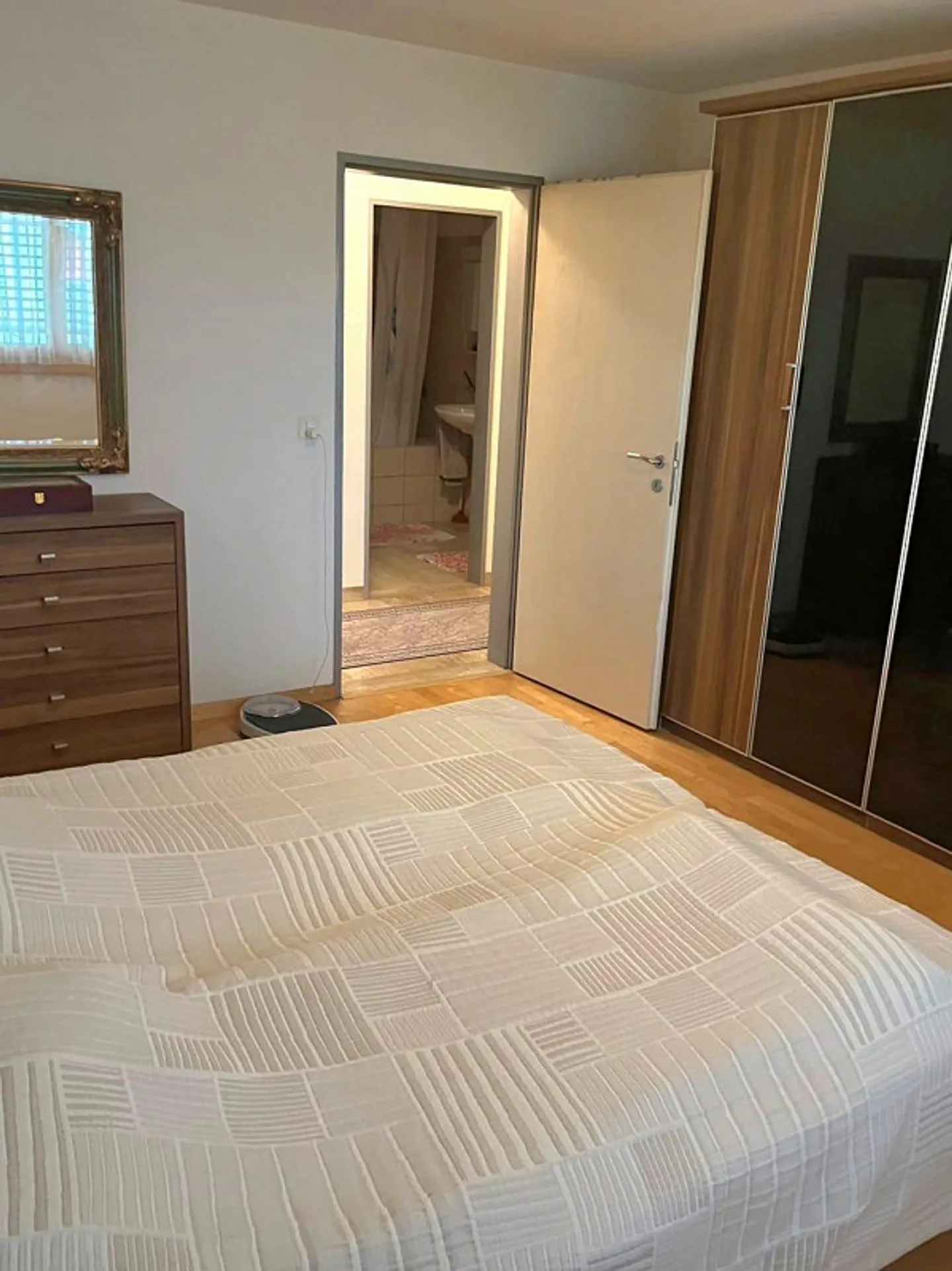 Charmante 3.5 Zimmer Wohnung - Foto 8 von 11