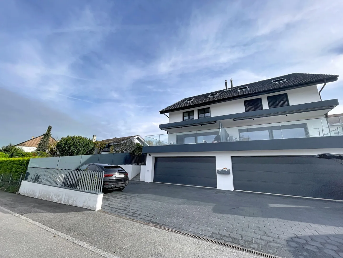 Semi-Detached Villa in Bournens - 230 m2 over 3 levels - Photo 1 of 20