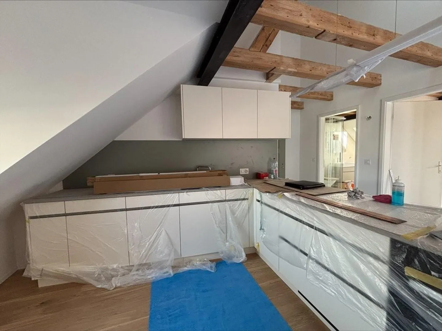 Freshly renovated gem in the popular Länggass district - Photo 2 of 10