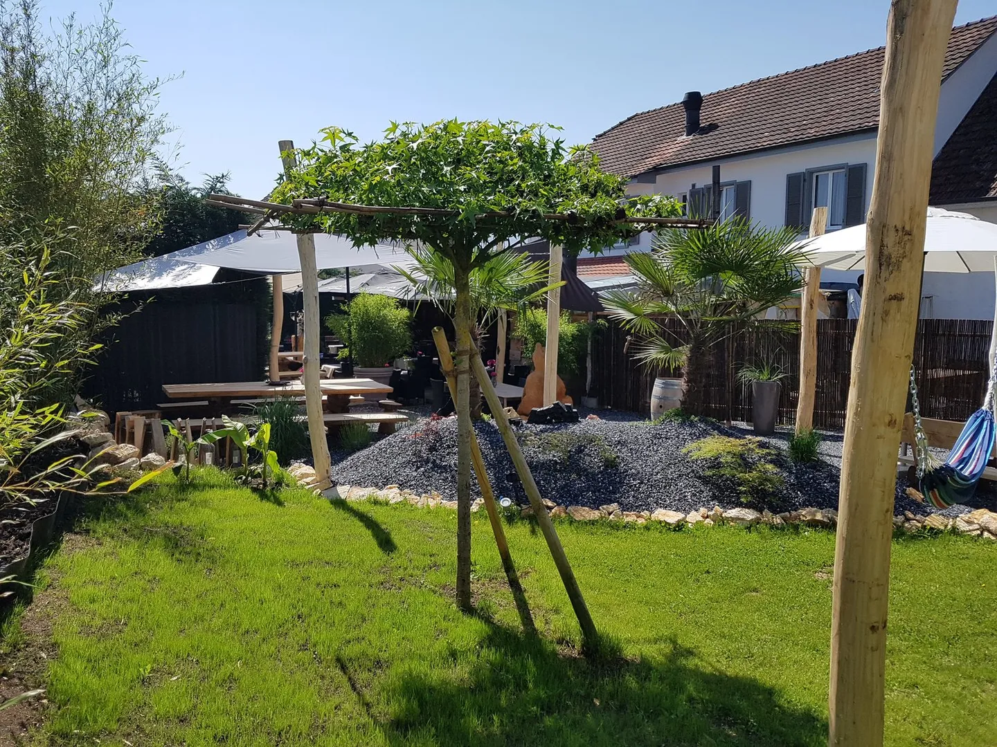 Incantevole casa plurifamiliare con parte commerciale a Röschenz - Foto 16 di 17