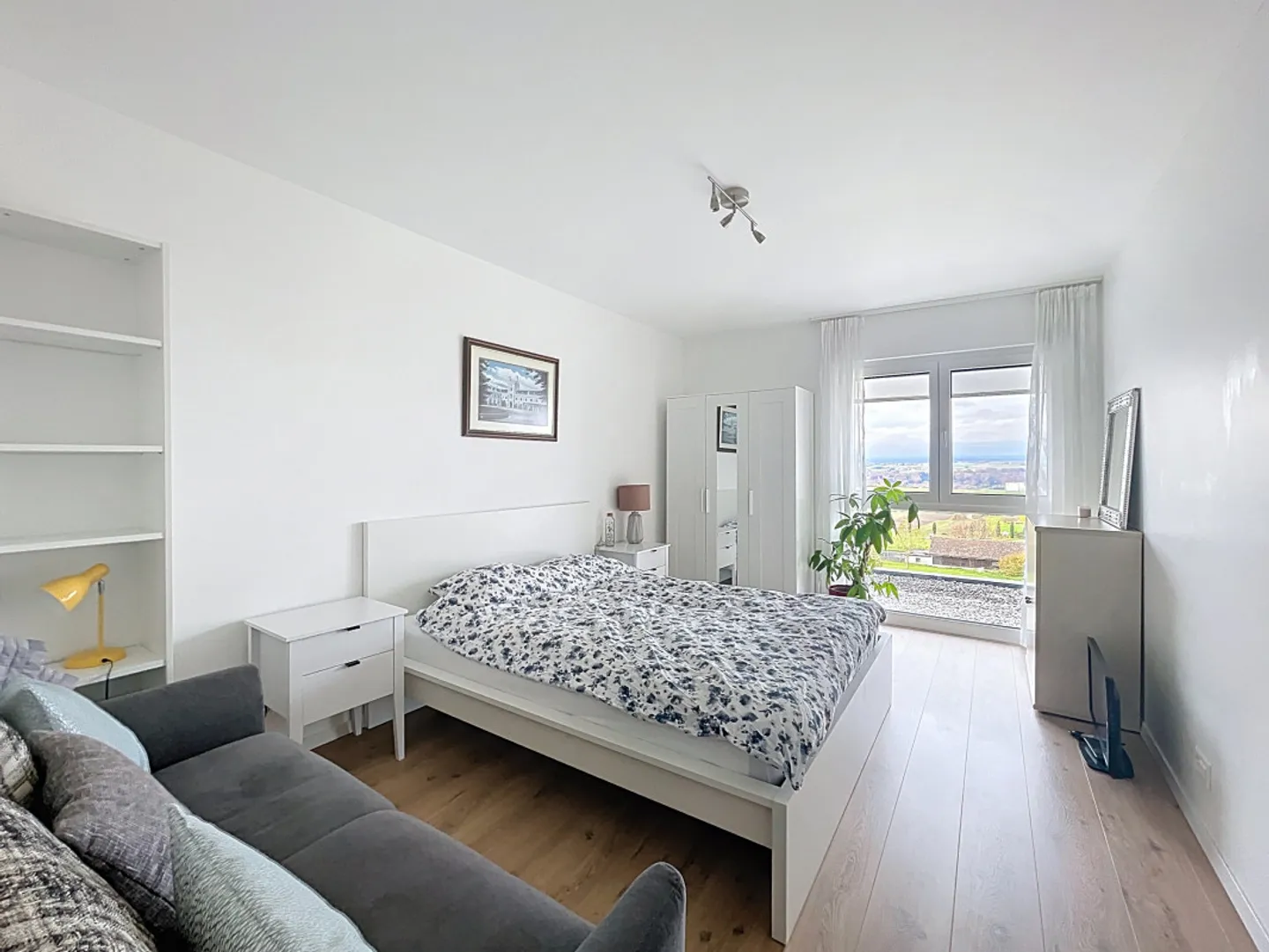 Semi-Detached Villa in Bournens - 230 m2 over 3 levels - Photo 10 of 20