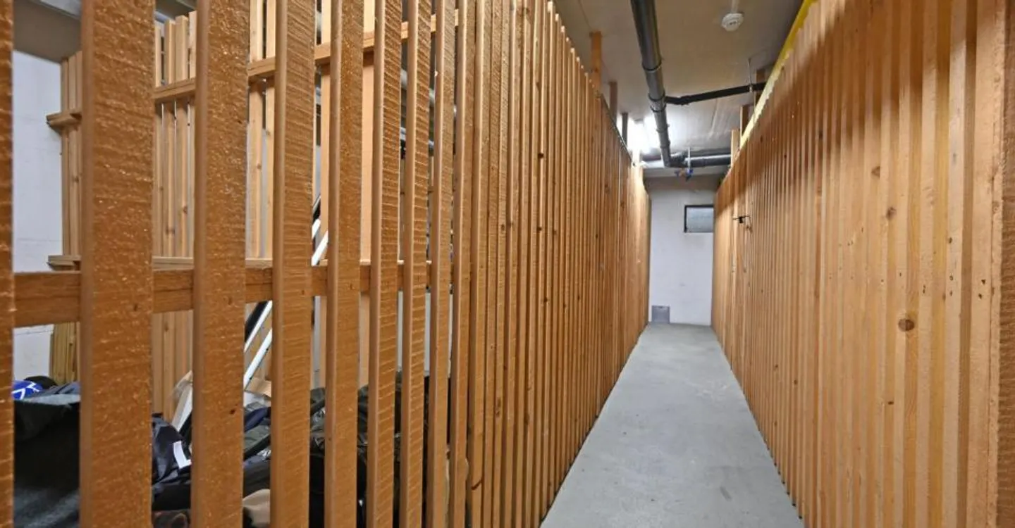 Helle 3-Zimmerwohnung mit Berg- und Stadtblick inklusive Einstellplatz - Foto 8 von 8