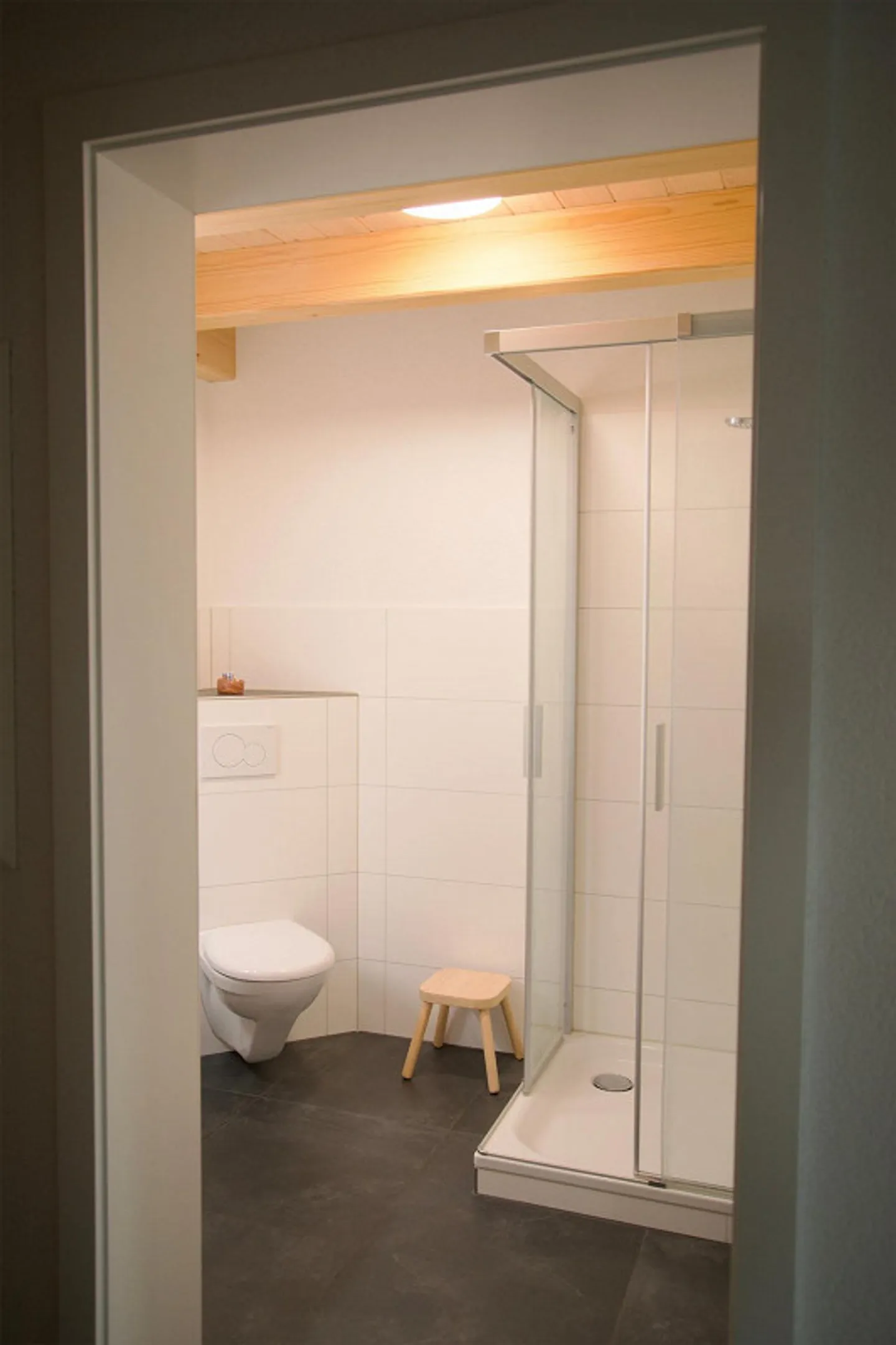 High-Quality Duplex Apartment with Great Views - Photo 10 of 13