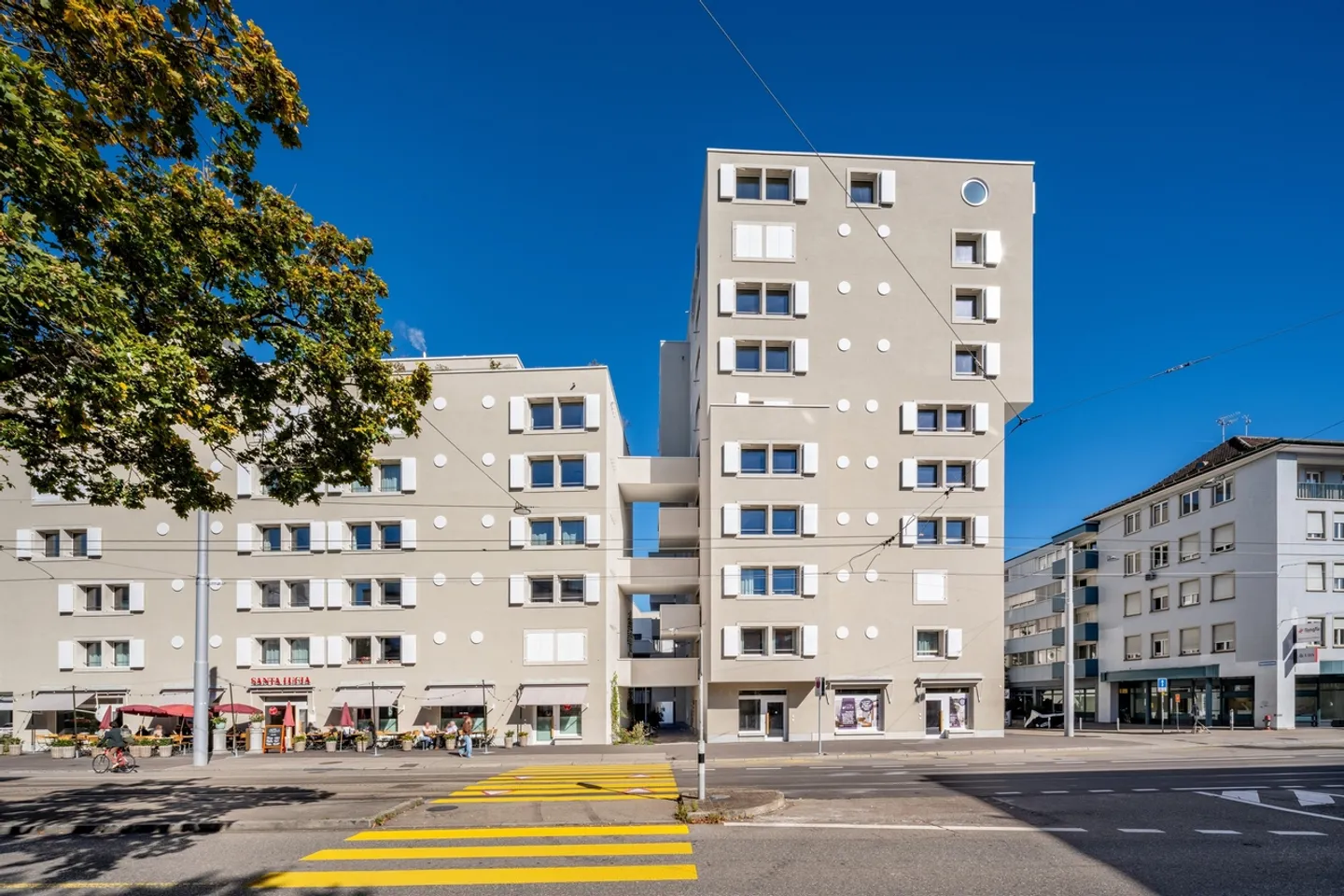 Proximité de la ville & confort - vivre avec style - Photo 1 sur 11